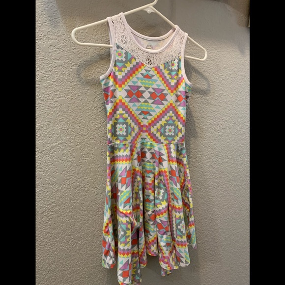 Geometric dress by Wonder Nation - Picture 1 of 3